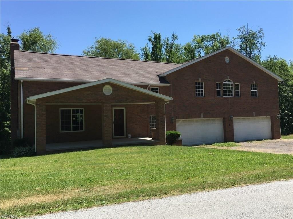 Hill Church St Se, East Canton, OH 44730