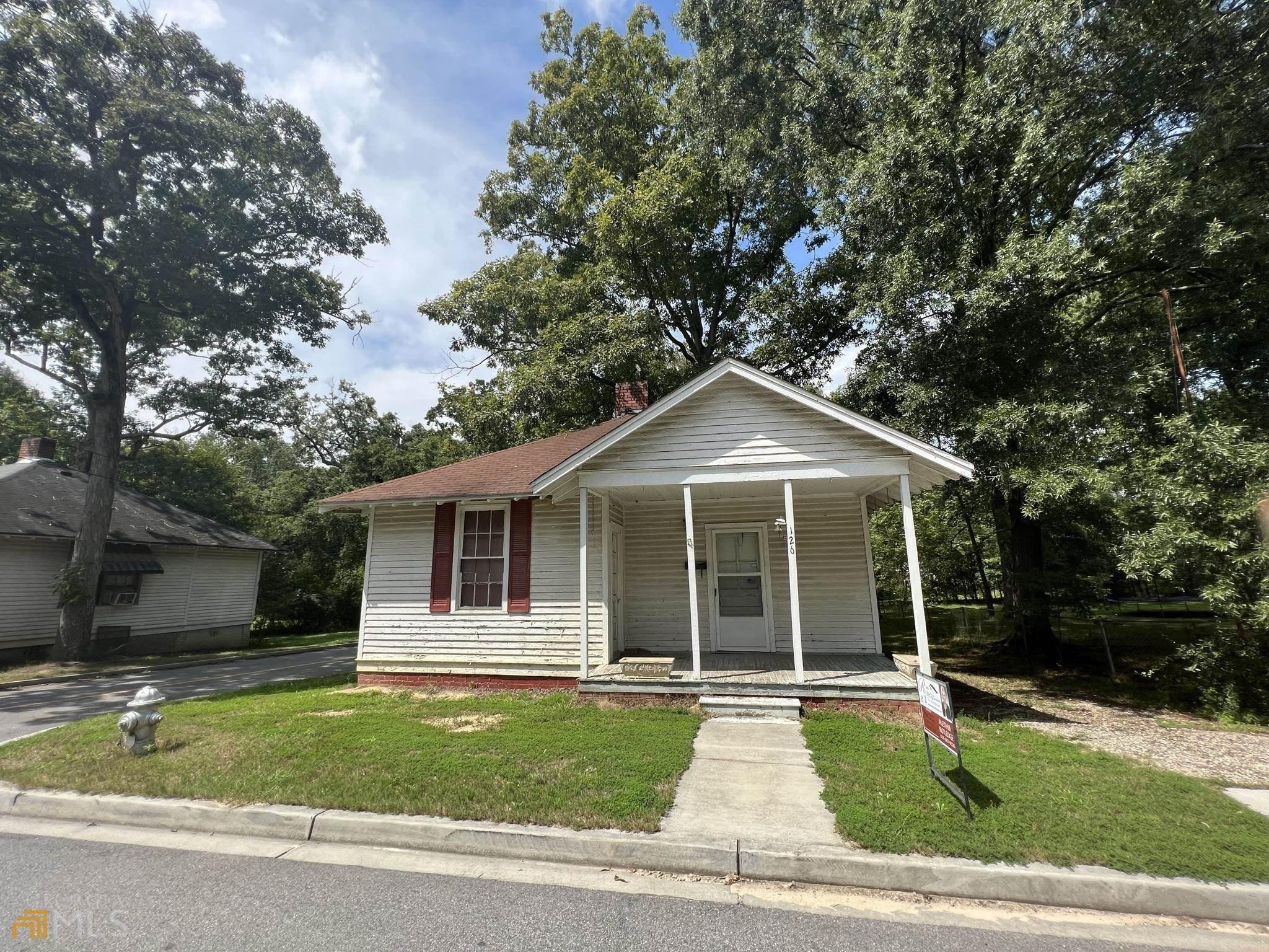 W 5th St, Monroe, GA 30655