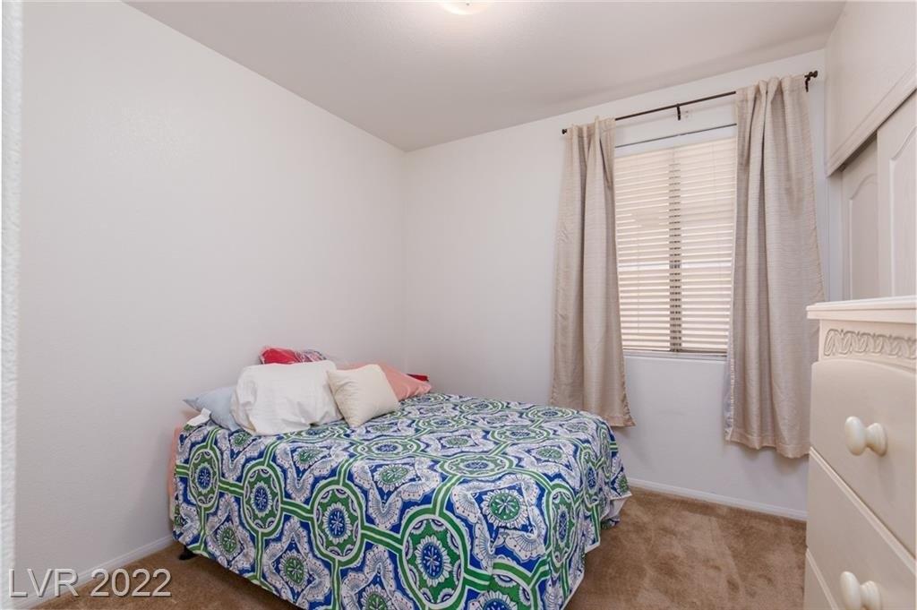 Whisper Lake Ave, Las Vegas, NV 89131