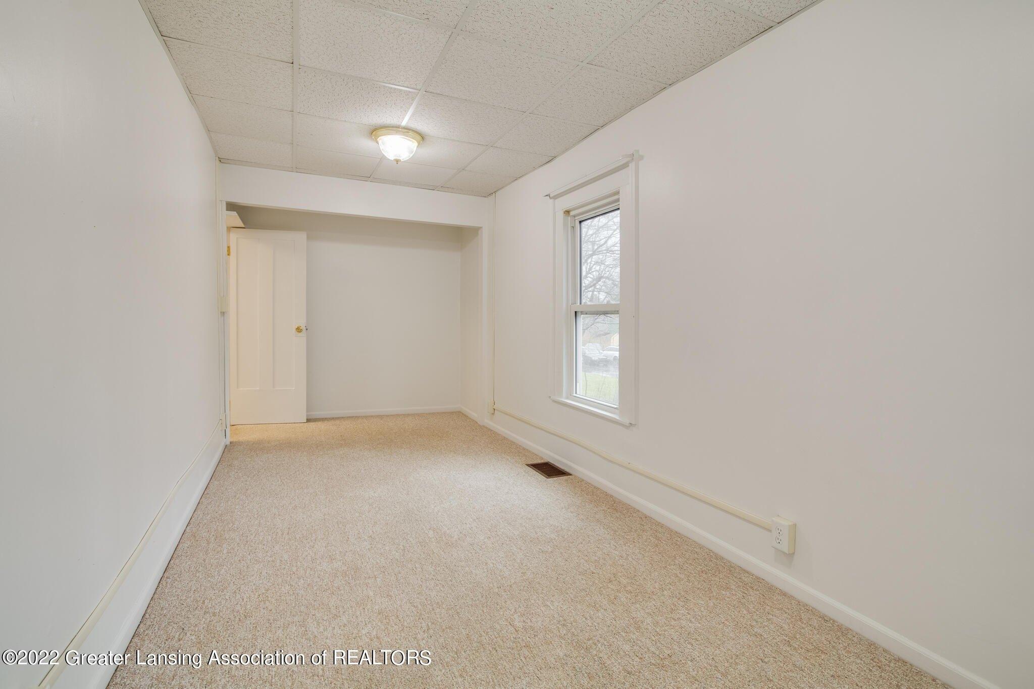 S Main St, Olivet, MI 49076