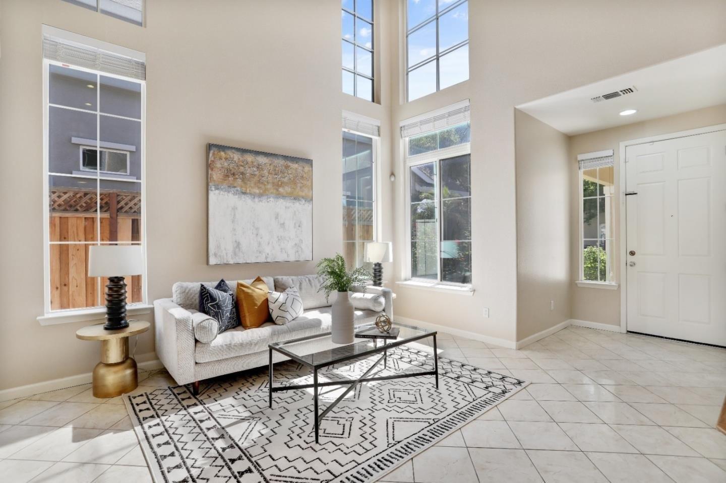 Ozark Dr, Tracy, CA 95304