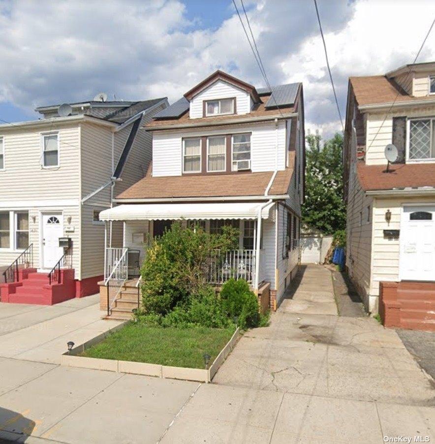 205th St, Saint Albans, NY 11412