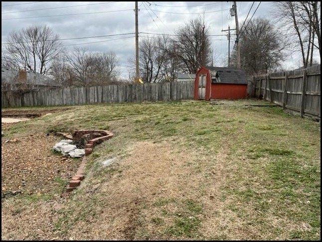 W Allen Dr, Springfield, MO 65810