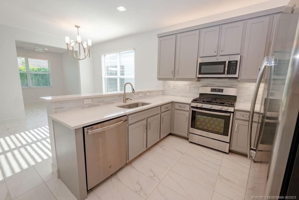 Sw Carriage Hill Ln, Port Saint Lucie, FL 34987
