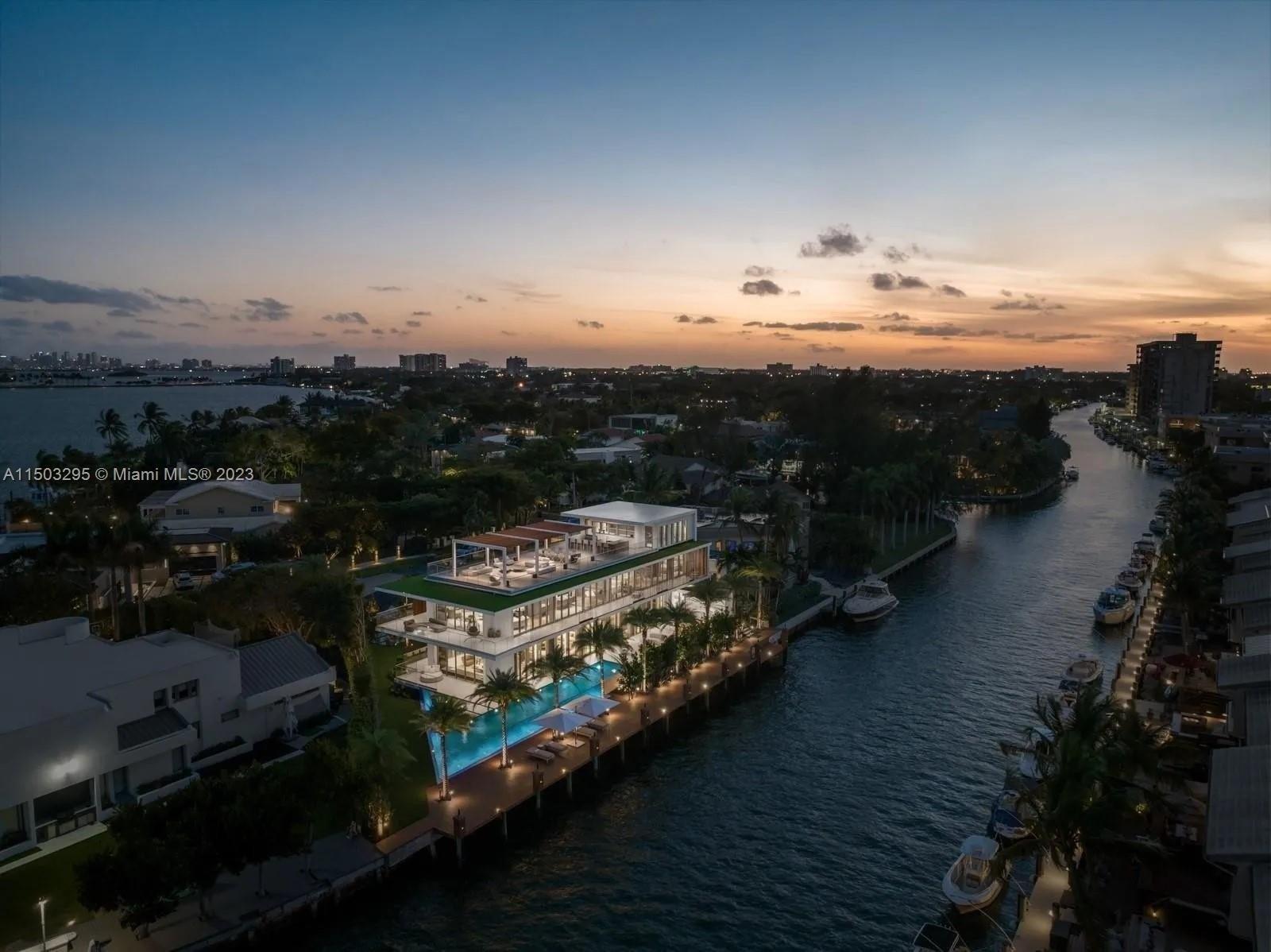 Biscayne Bay Dr, North Miami, FL 33181