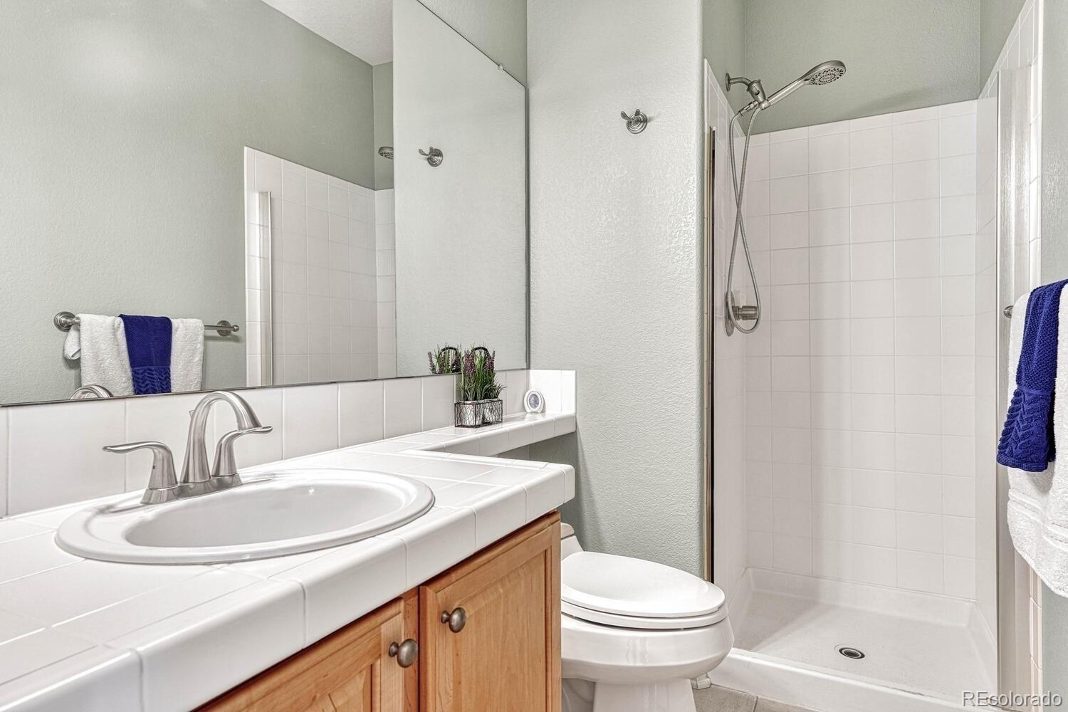 Thistlebrook Cir, Highlands Ranch, CO 80126