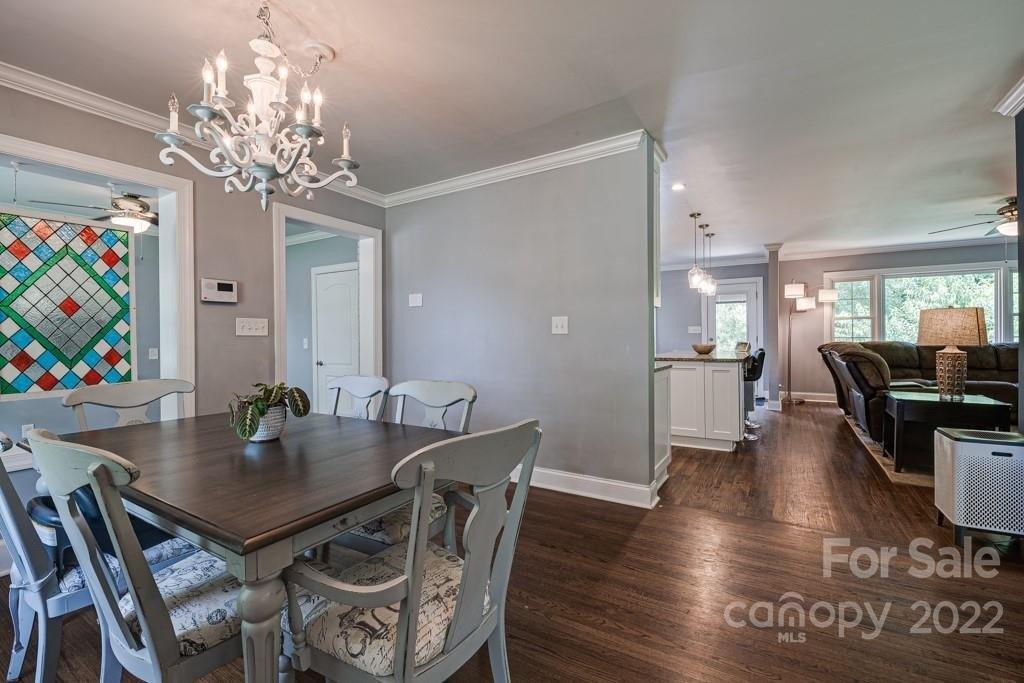 Arnold Dr, Charlotte, NC 28205