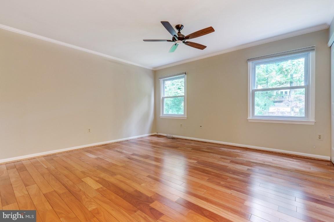 Rockefeller Ln, Springfield, VA 22153