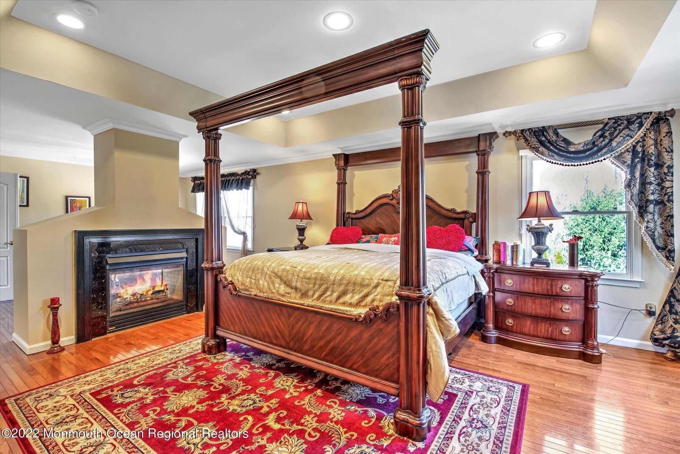 Appaloosa Dr, Manalapan, NJ 07726