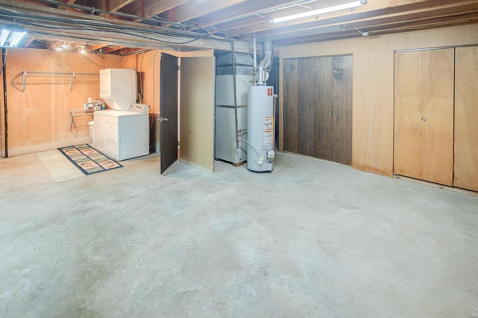 Thomas Ter, Edwardsville, IL 62025