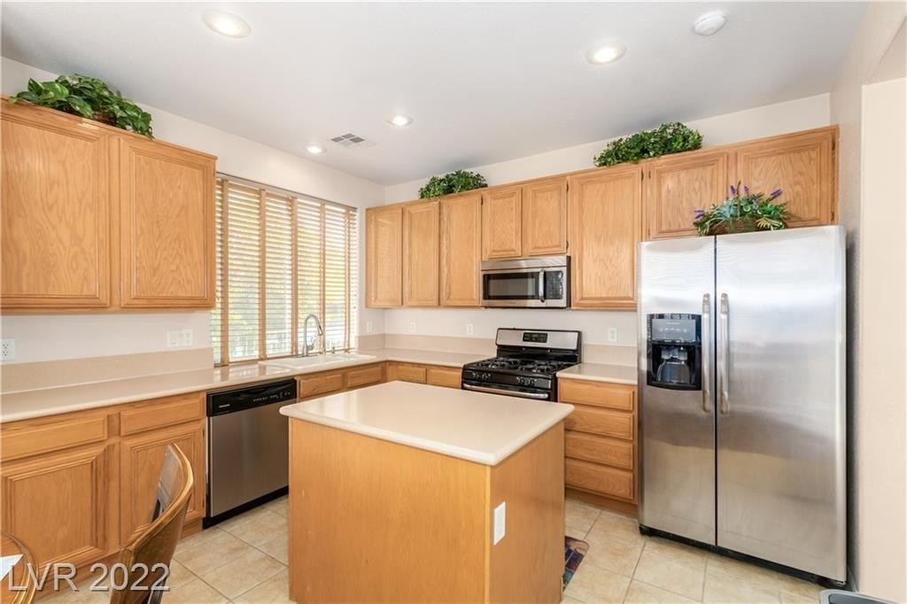 Ruby Vista Ct, Las Vegas, NV 89144
