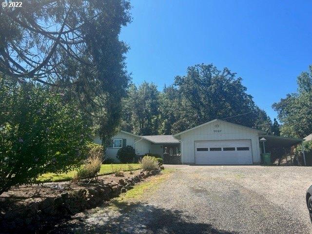 S E St, Springfield, OR 97478