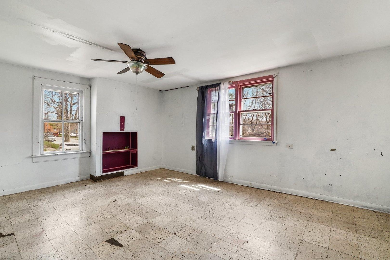 Grove St, Blue Island, IL 60406