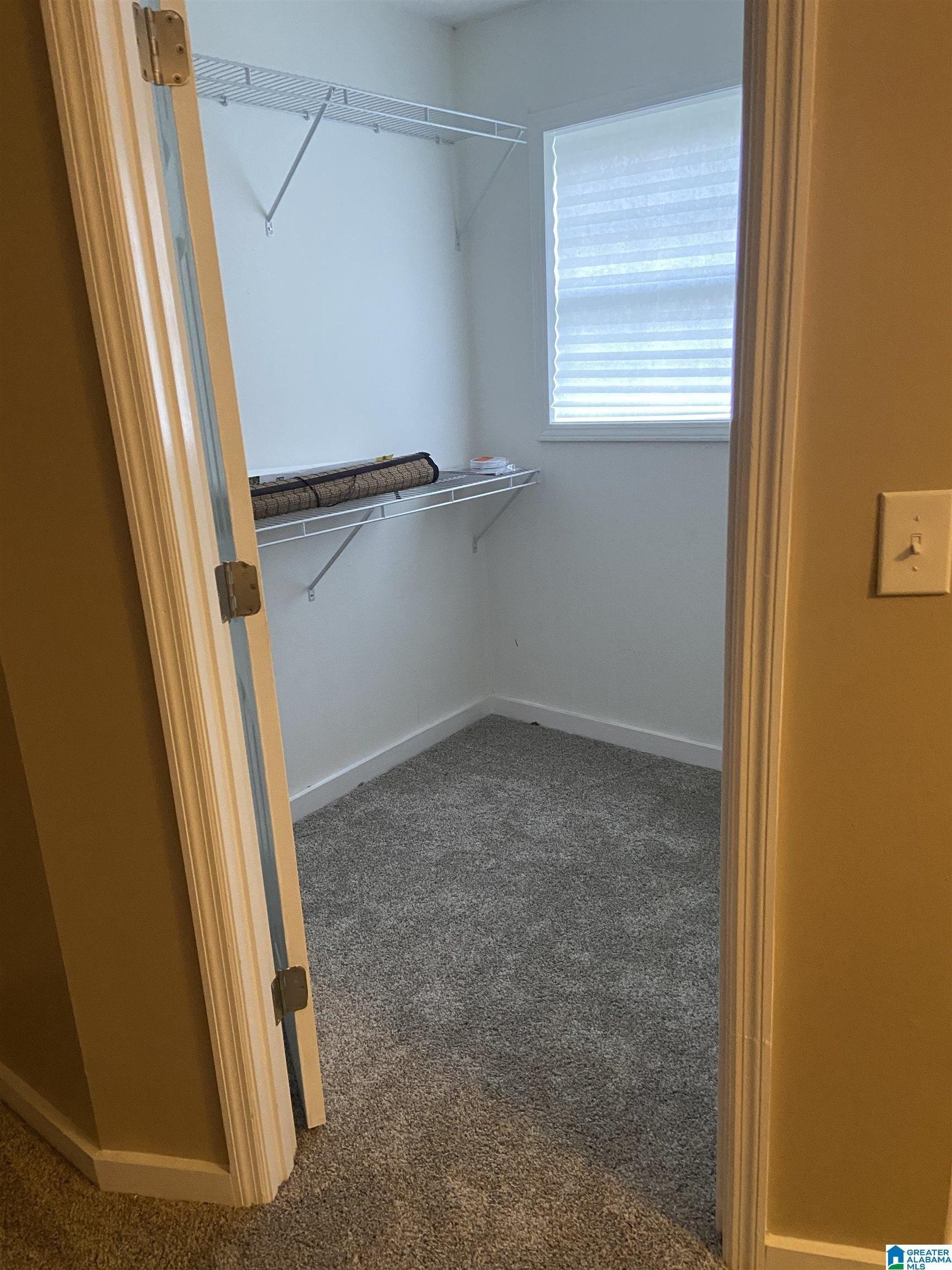 2nd St Se, Graysville, AL 35073