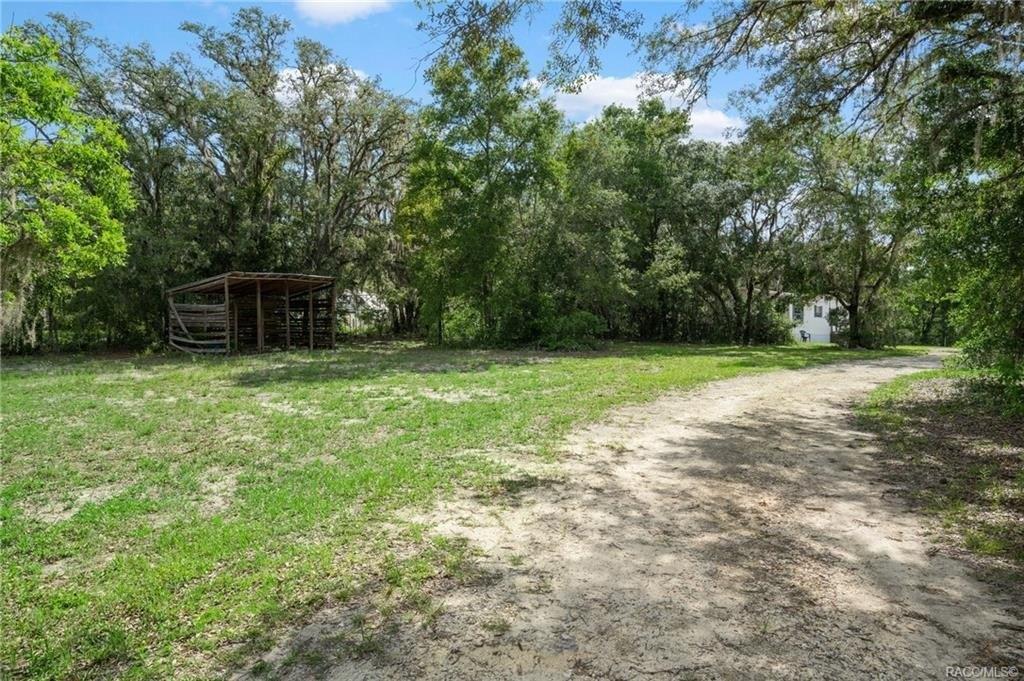 N Gold Leaf Pt, Dunnellon, FL 34433