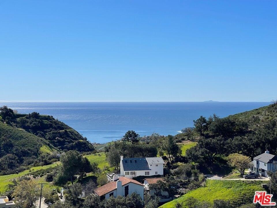 Carrita Rd, Malibu, CA 90265