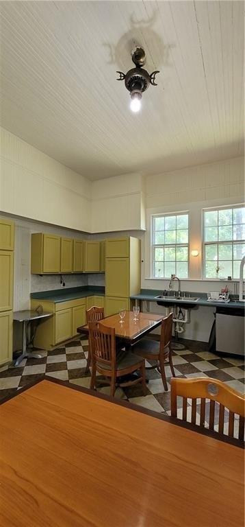 Dezauche Ln, Grand Bay, AL 36541