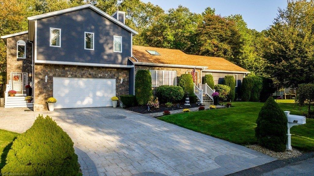 Blueberry Dr, Acushnet, MA 02743