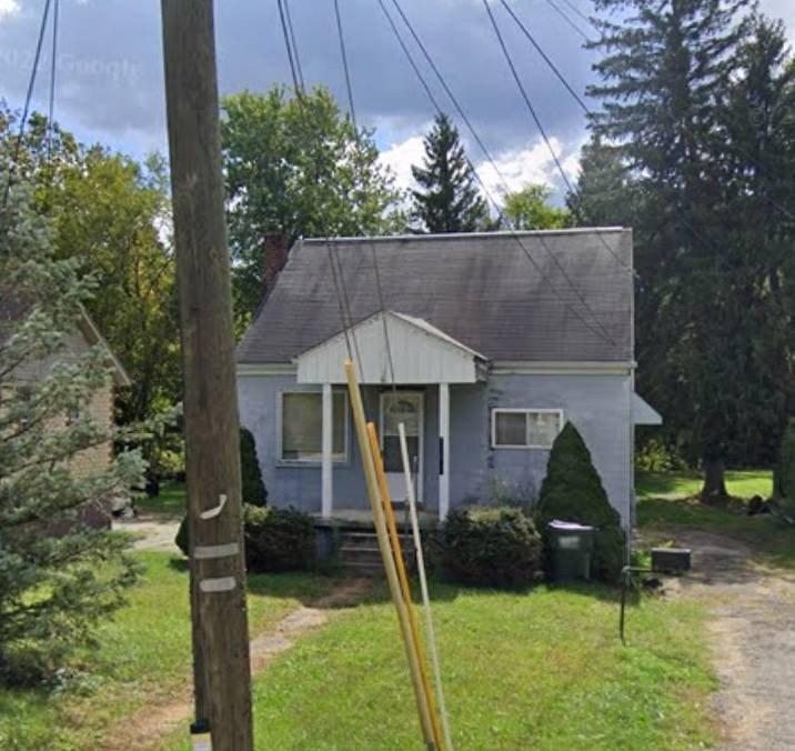 National Rd, Bridgeport, OH 43912