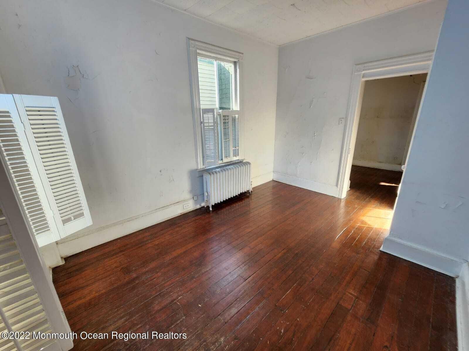 Bowers St, Jersey City, NJ 07307