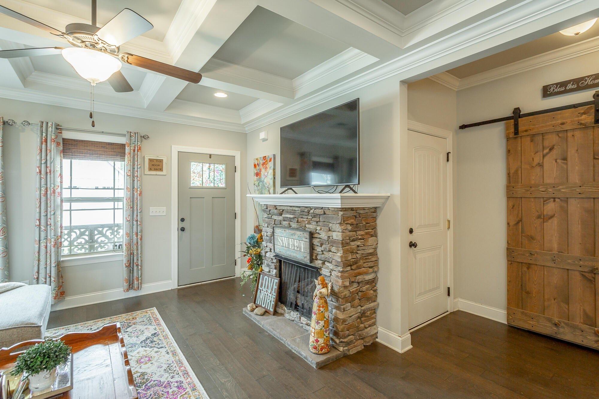 Sonoma Ln, Ringgold, GA 30736