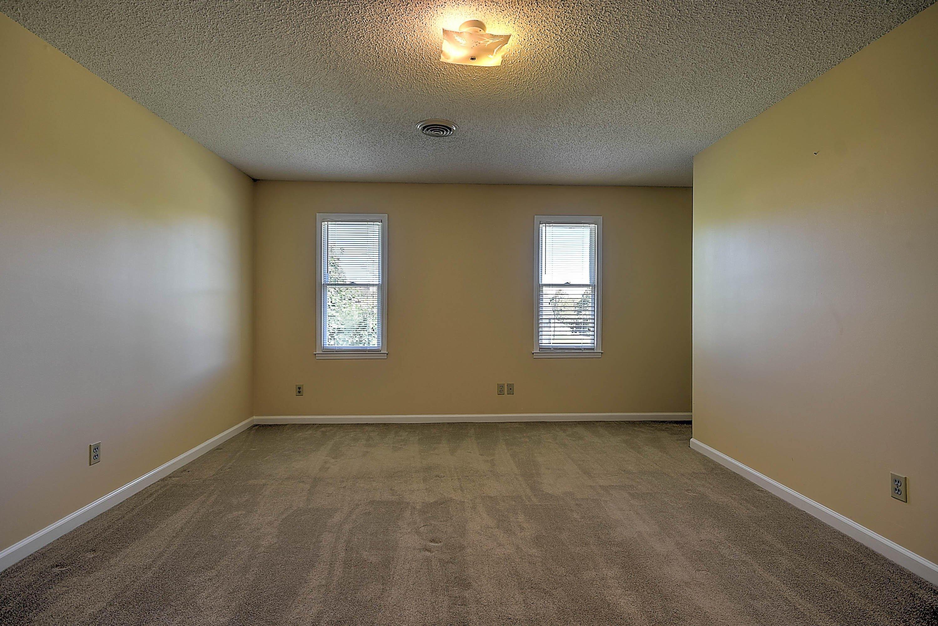 Apple Rdg, Bluff City, TN 37618