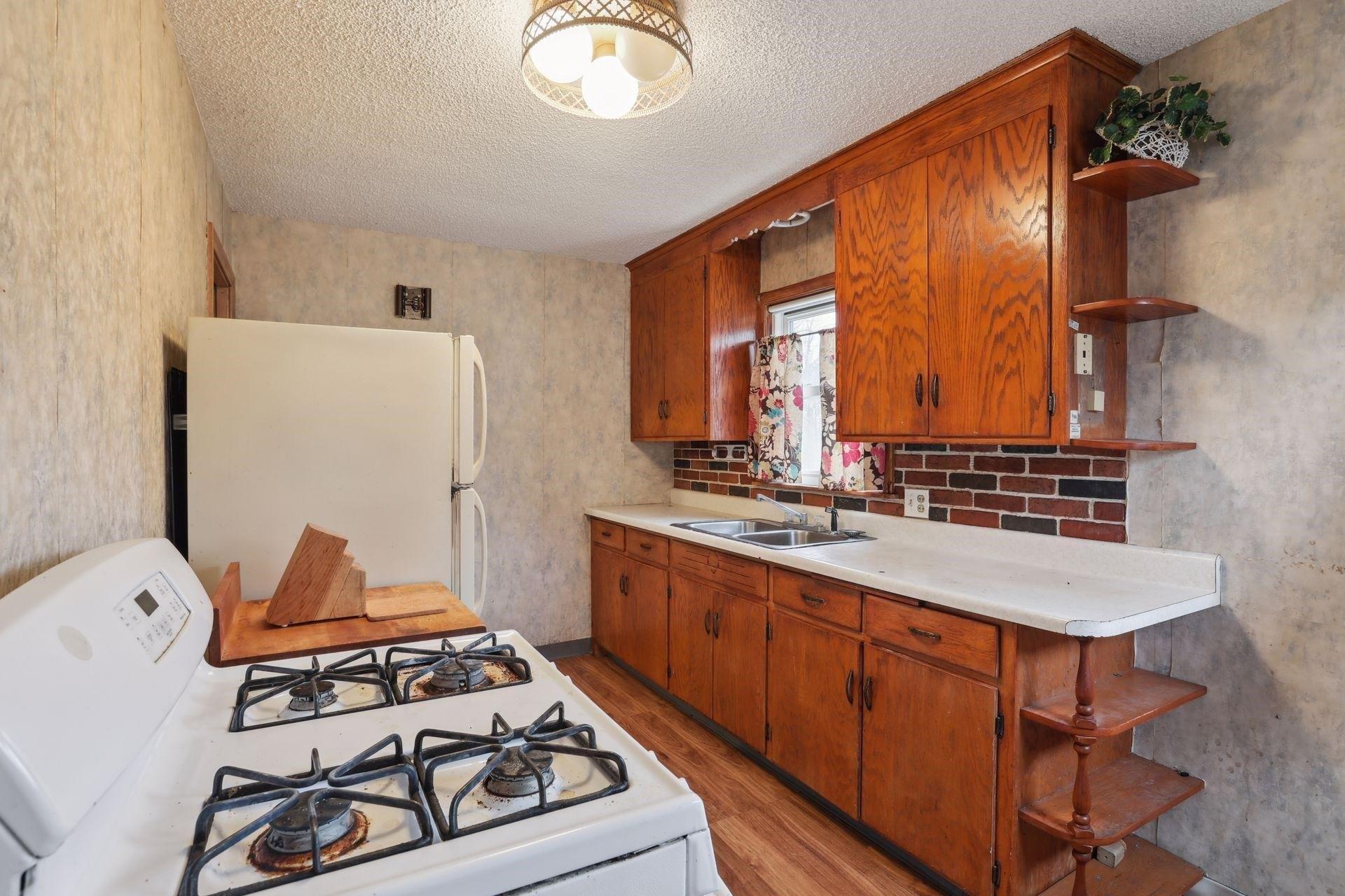 Lyndale Ave N, Minneapolis, MN 55430