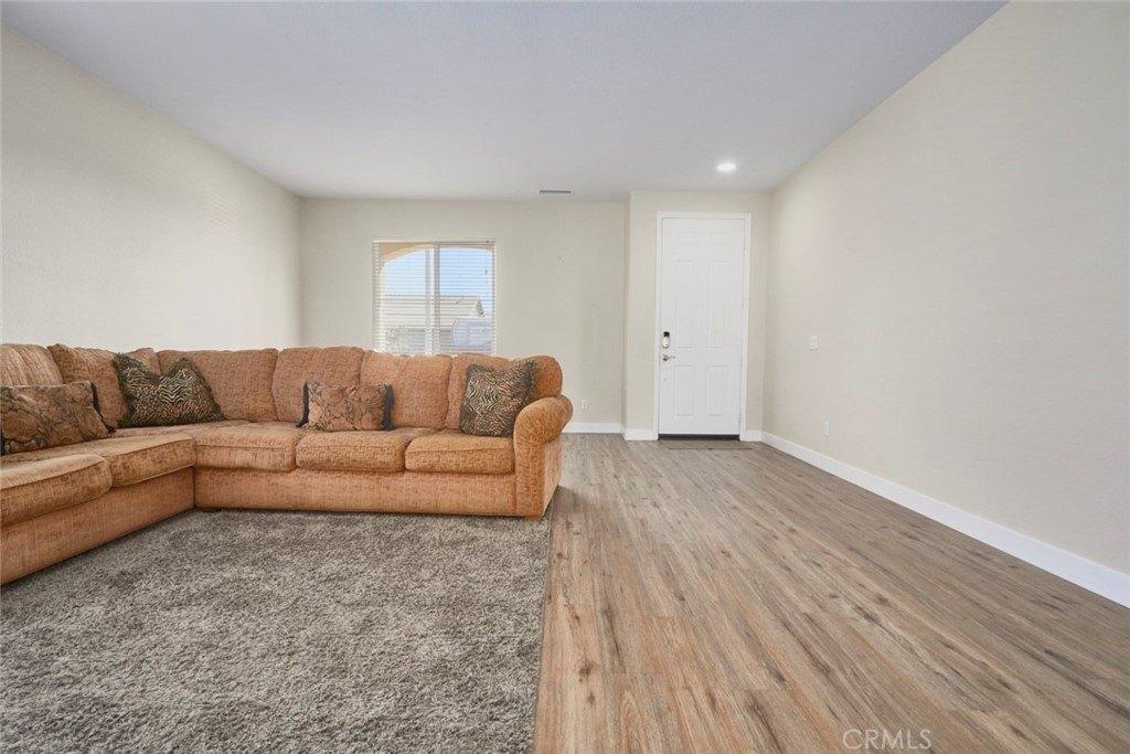 Adams St, Oak Hills, CA 92344