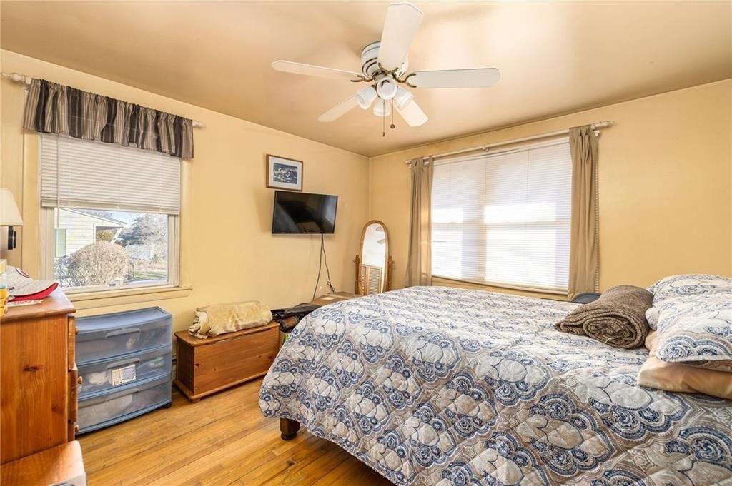 Jean St, Narragansett, RI 02882