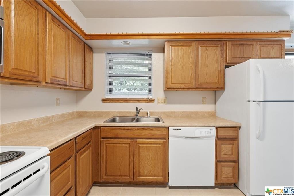 Elm St, Copperas Cove, TX 76522
