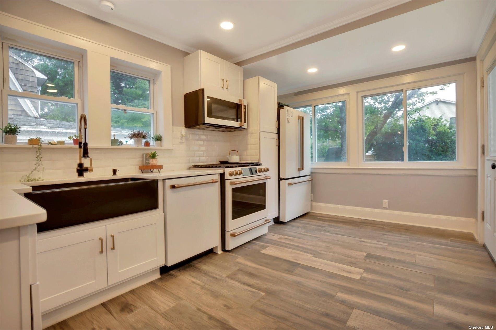 Burt Ave, Northport, NY 11768
