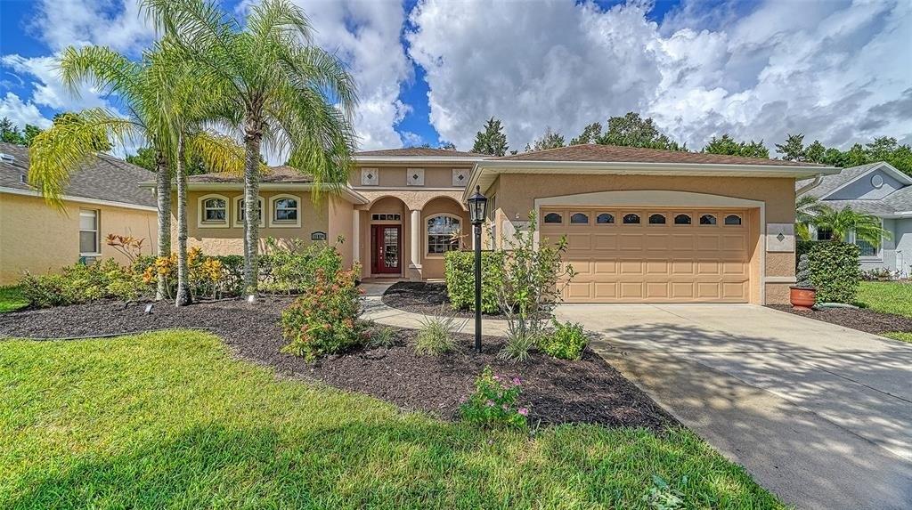 Hollyhock Dr, Lakewood Ranch, FL 34202