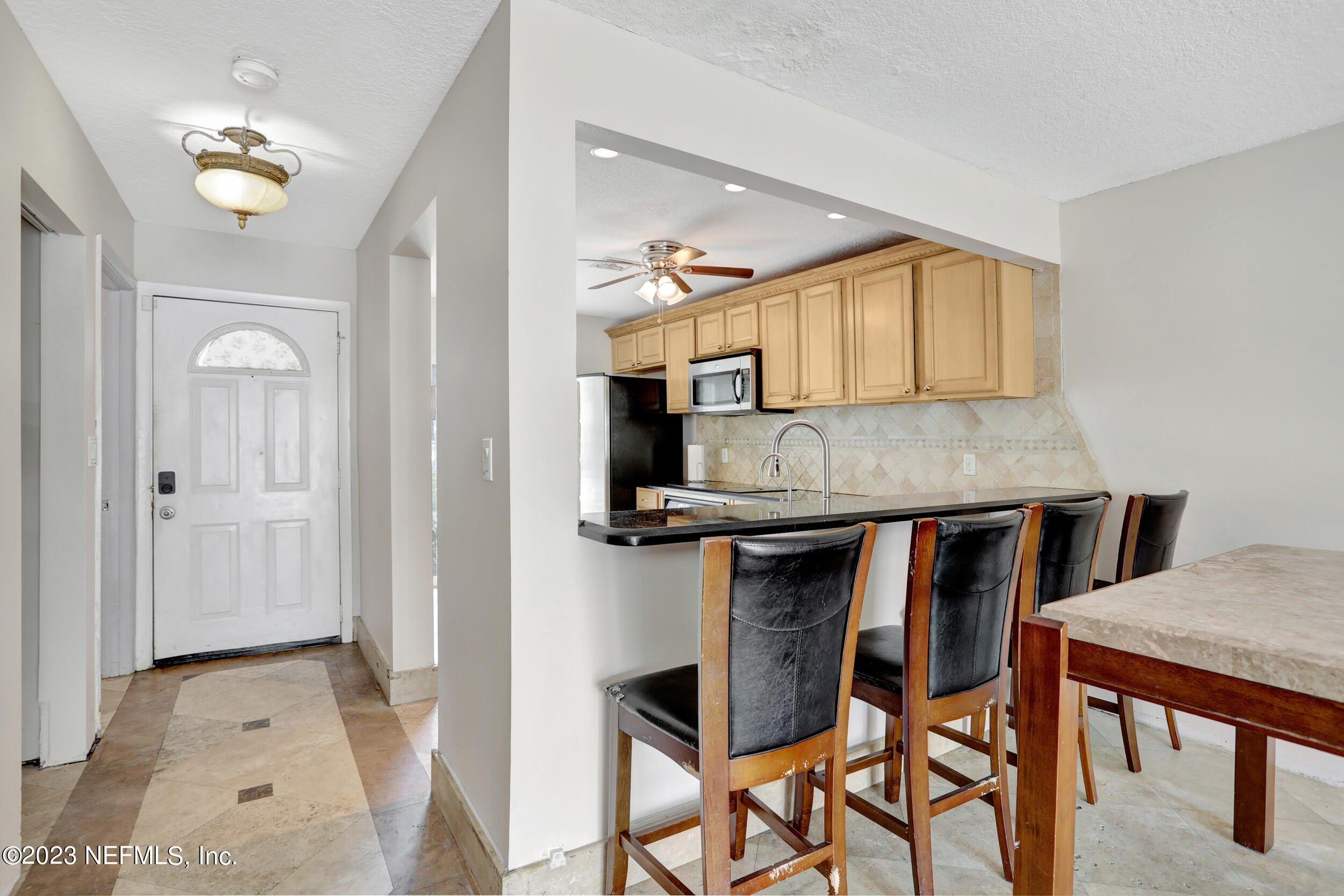 Crystal Lake Dr, Deerfield Beach, FL 33064