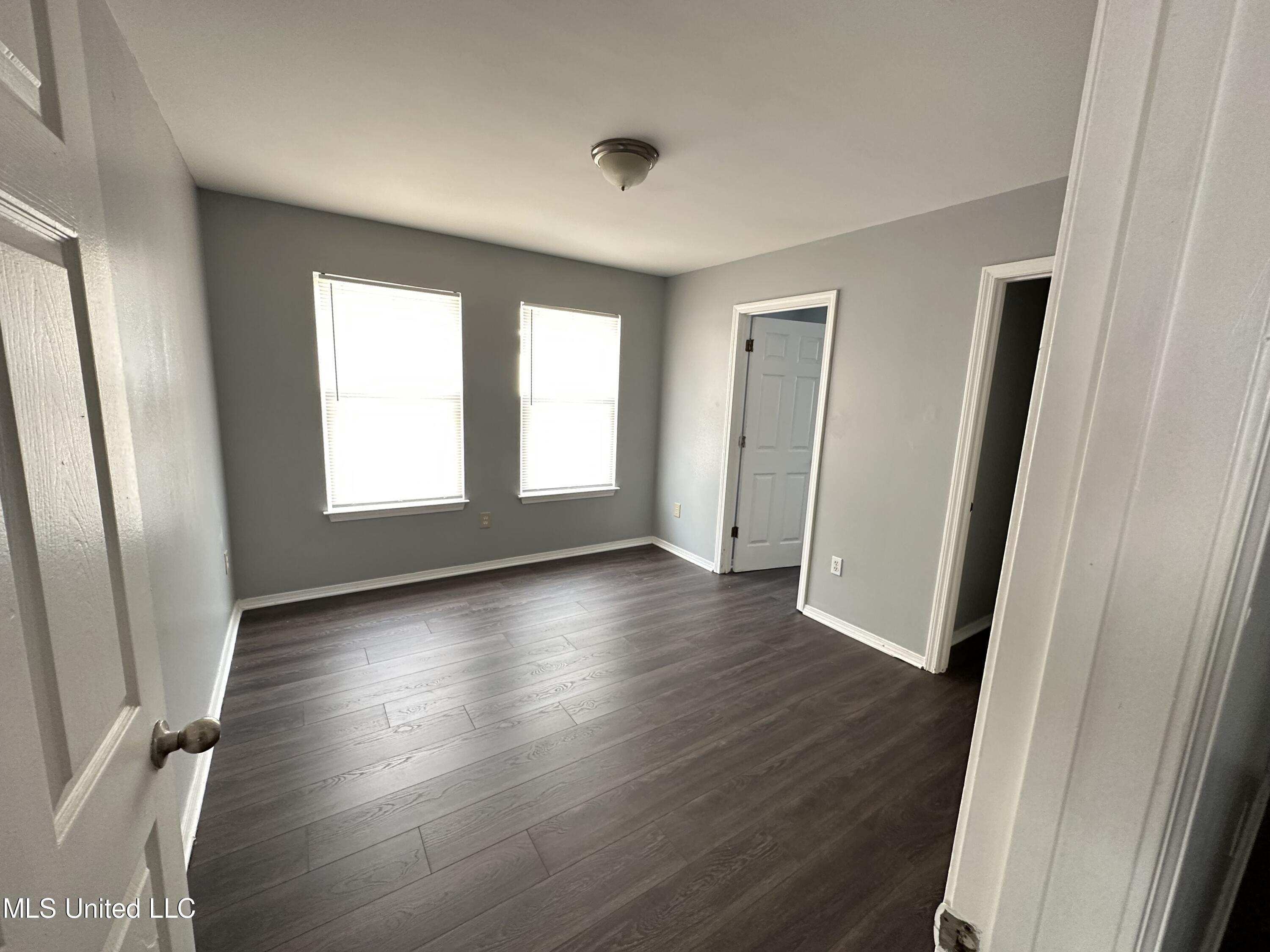 Cedar Dr, Bay Saint Louis, MS 39520