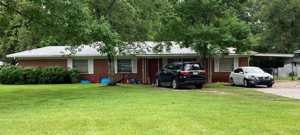Guilford St, Dothan, AL 36301
