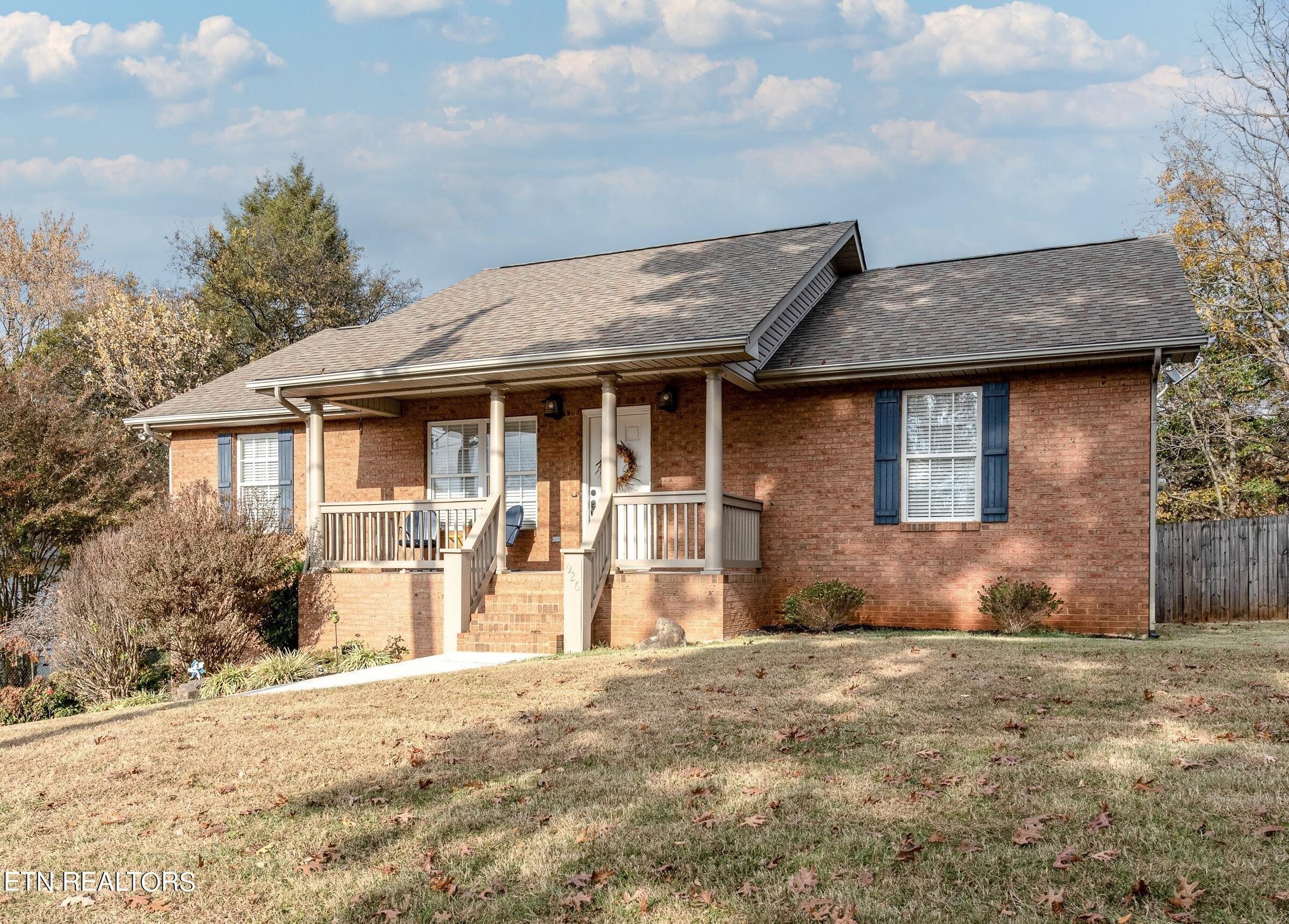 Brentwood Dr, Maryville, TN 37804