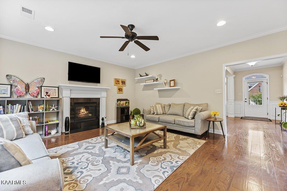 Whisper Trace Ln, Knoxville, TN 37919