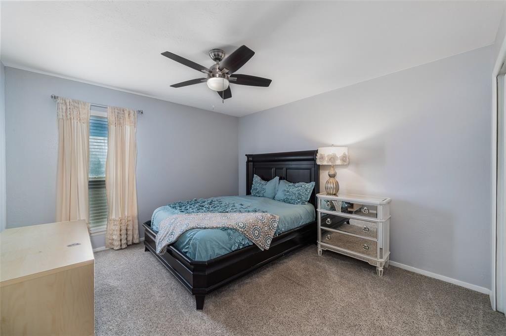 Sandhurst Ln, Dallas, TX 75206