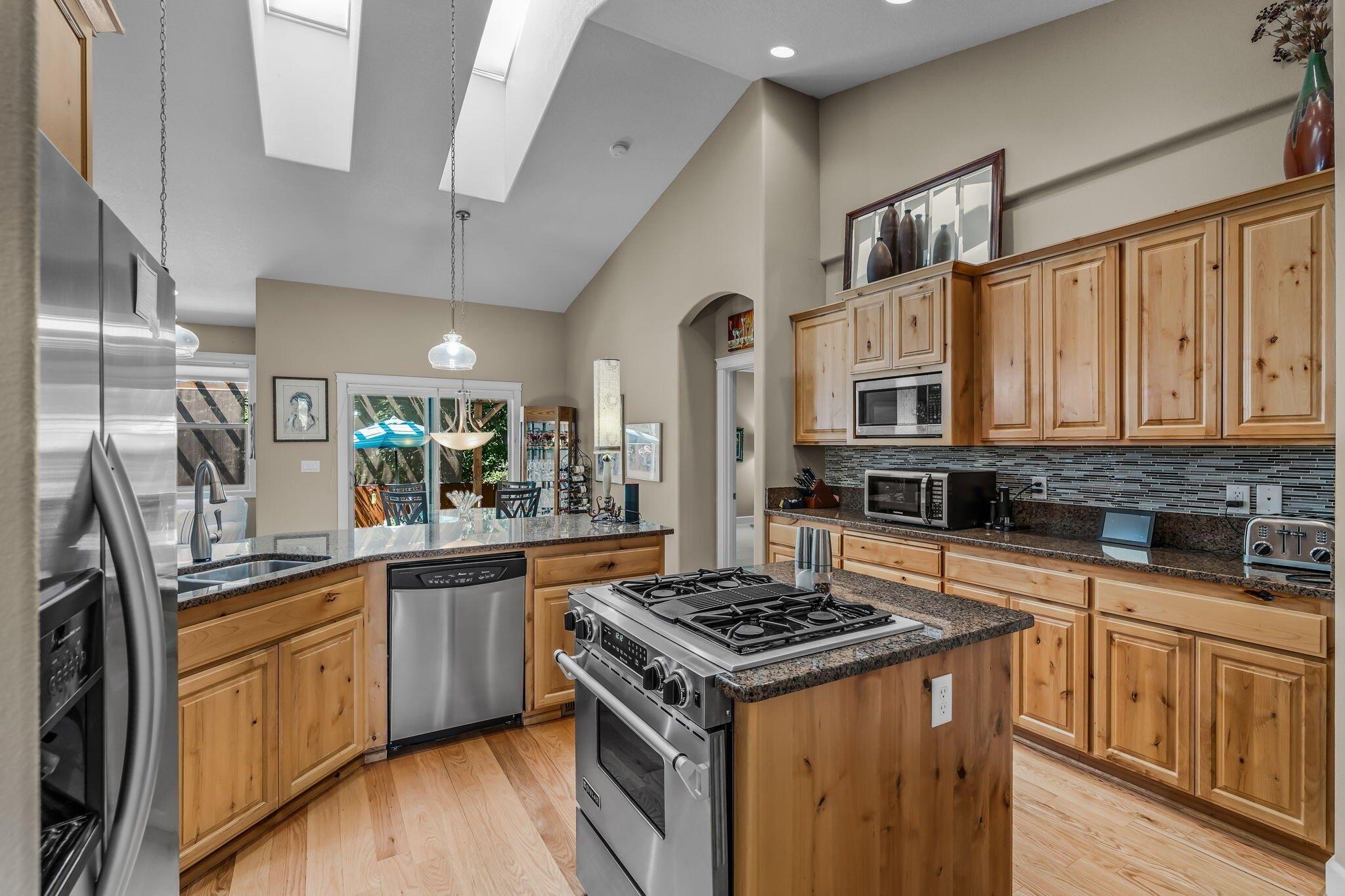 Sw 43rd St, Redmond, OR 97756