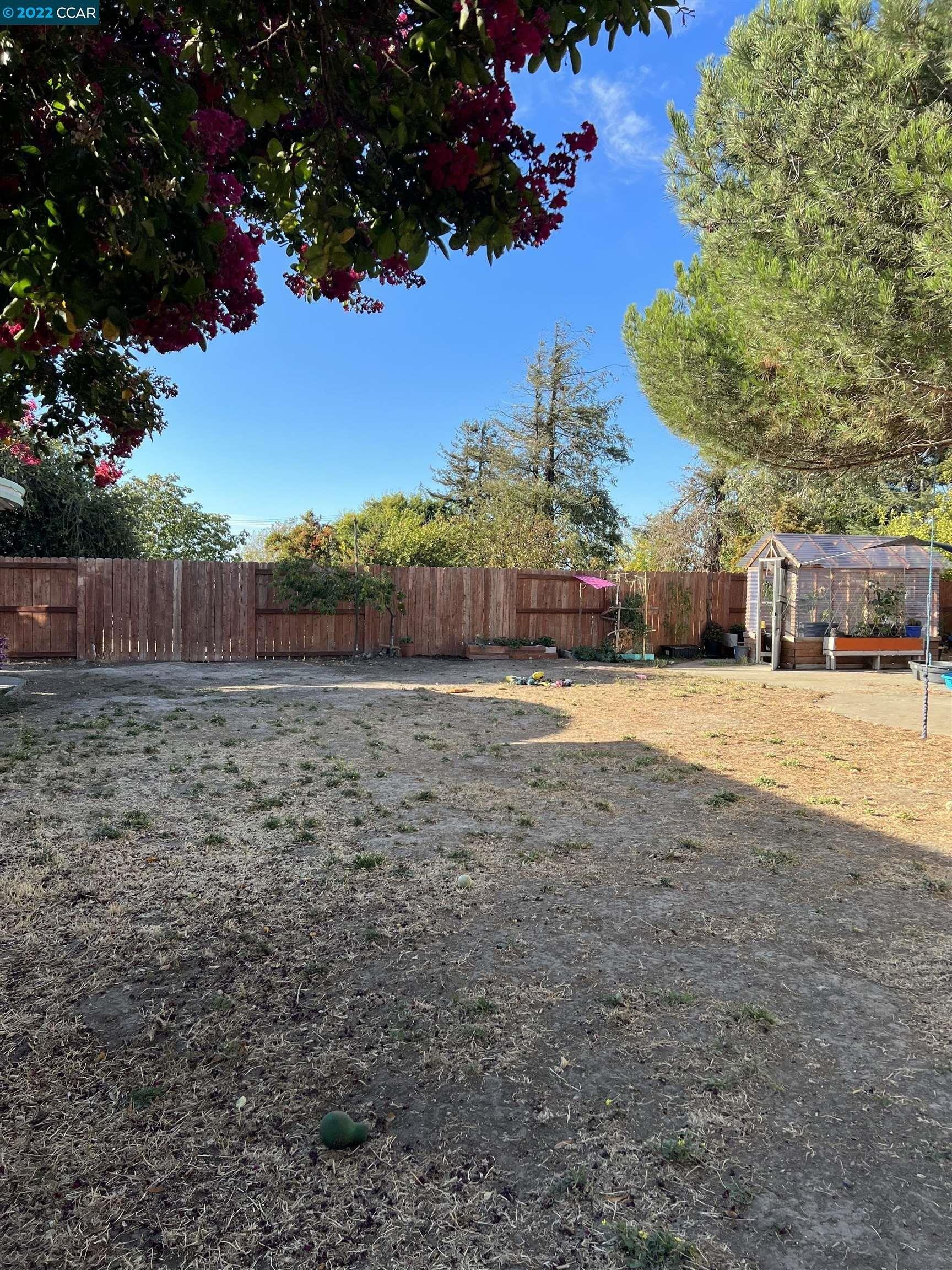 Cypress Ave, San Pablo, CA 94806