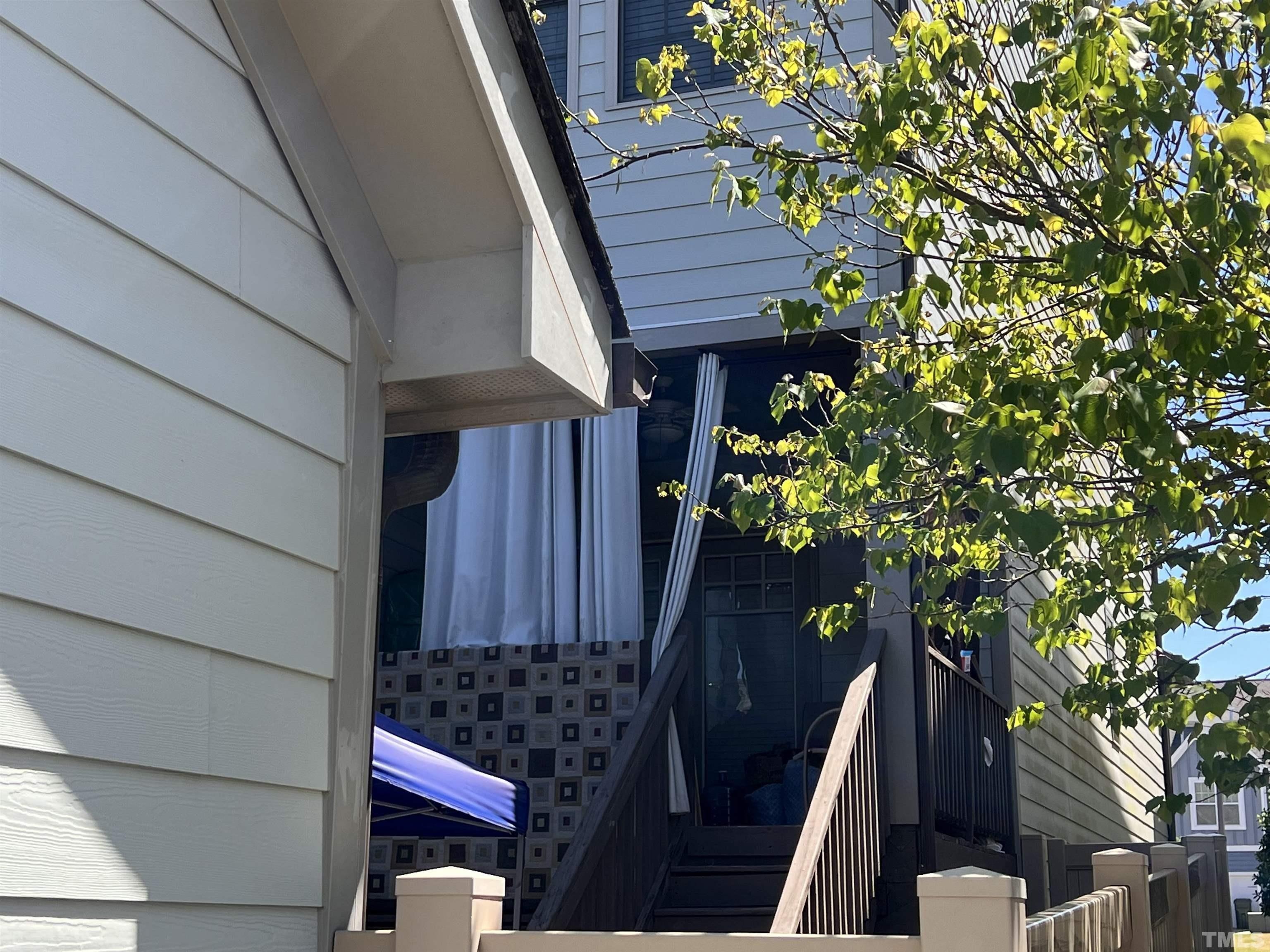 Overcup Oak Ln, Cary, NC 27519