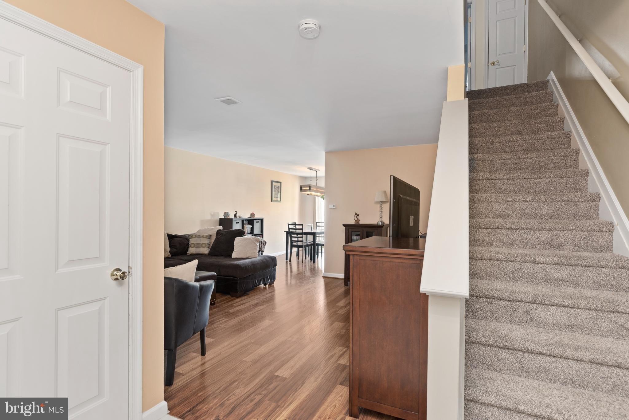 Clemens Dr, Dillsburg, PA 17019