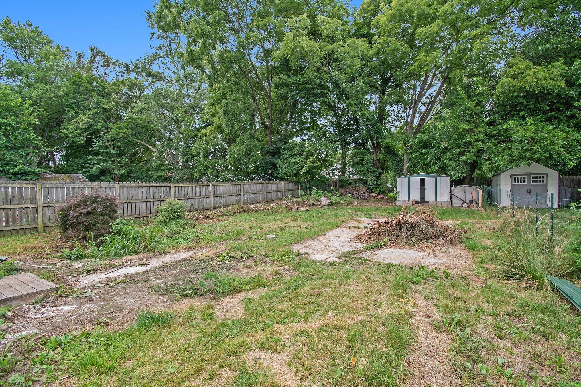 Lowden St, Kalamazoo, MI 49008