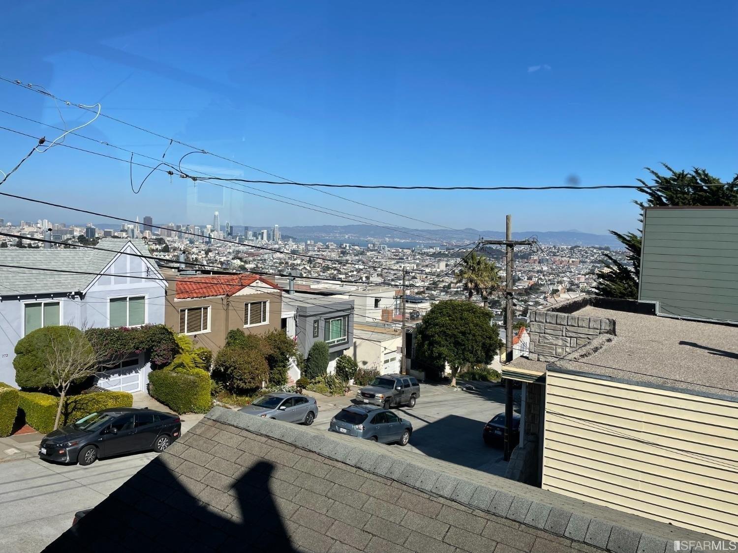 27th St, San Francisco, CA 94131