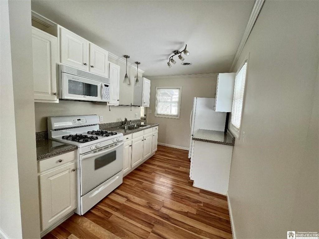 Broadhead Ave, Jamestown, NY 14701