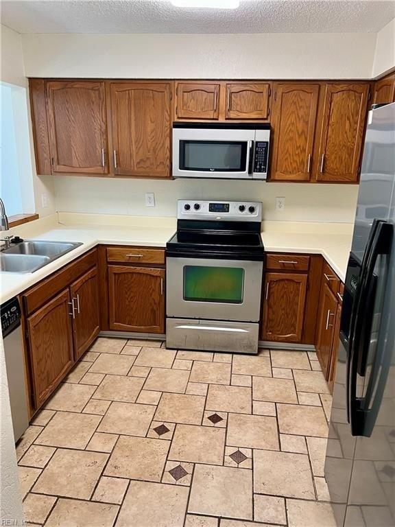 Bridgewater Dr, Newport News, VA 23603