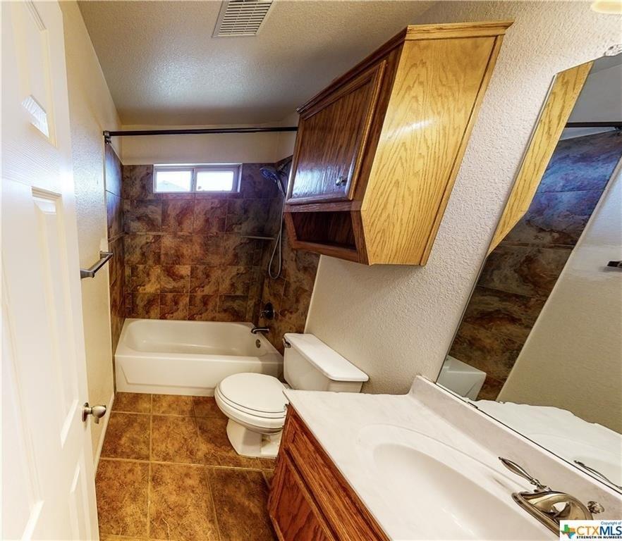 Sulfur Spring Dr, Killeen, TX 76542