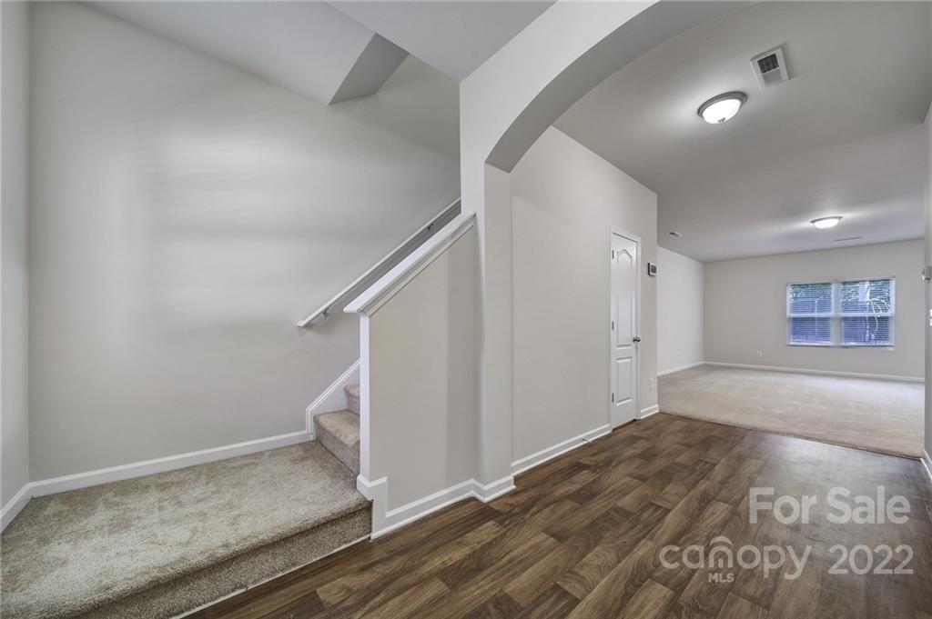 Springbeauty Dr, Charlotte, NC 28227