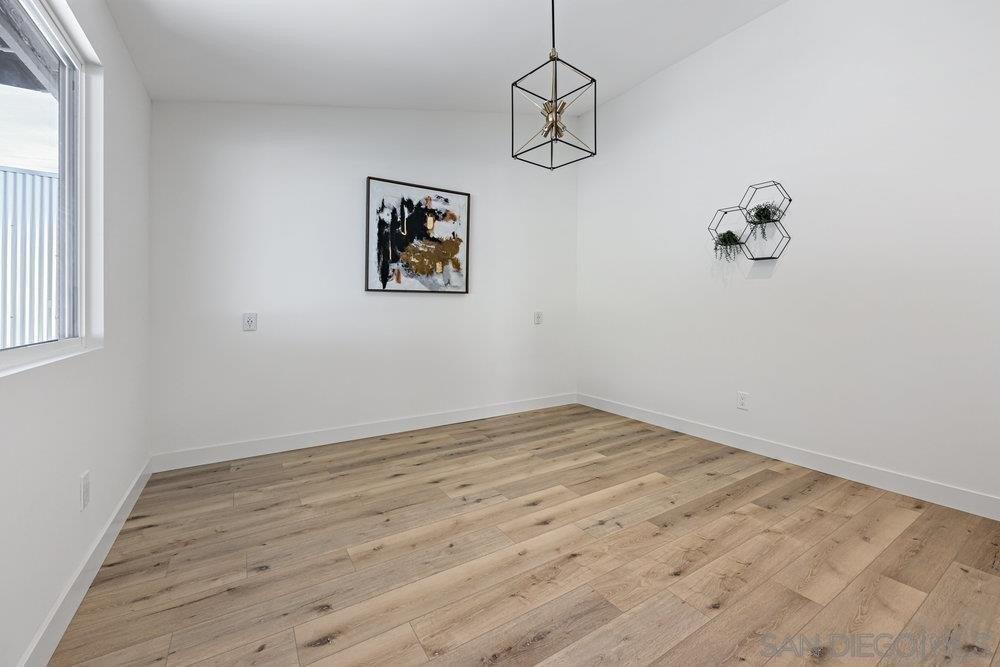 Lloyd St, San Diego, CA 92117