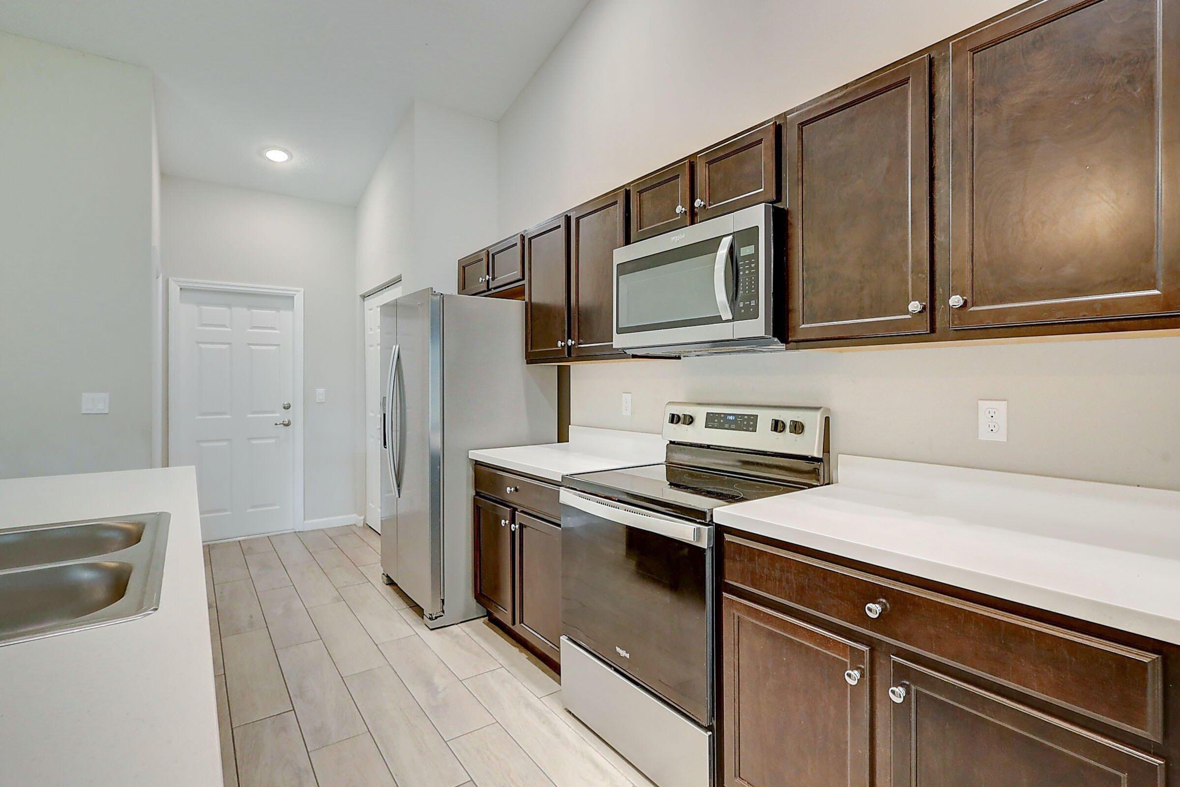 Sw Ray Ave, Port Saint Lucie, FL 34983